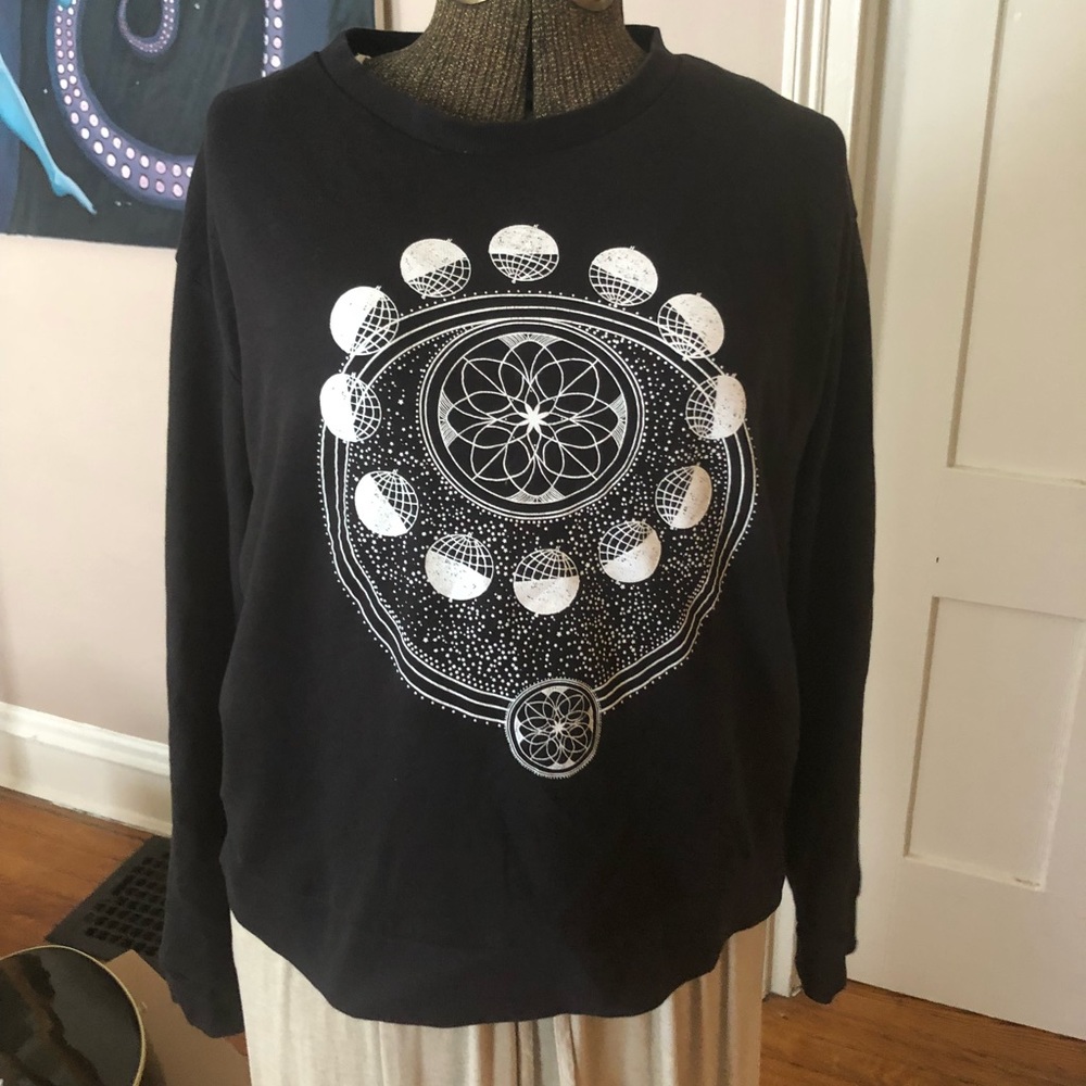 Celestial light sweat shirt